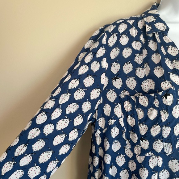 Maeve Anthropologie Rochelle Strawberry Print Button Down Blouse Women's Size 10 - Picture 6 of 10